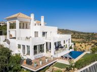 Villa for sale in Los Altos de los Monteros, Marbella East