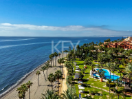 Вилла на продажу в Marbella Club Golf Resort, Бенахавис