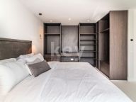 Villa for sale in Nueva Andalucia