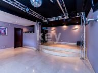 Villa for sale in La Alqueria, Benahavis