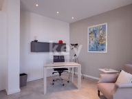 Villa for sale in Montemayor, Estepona