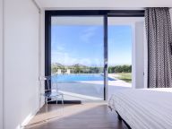 Villa for sale in Montemayor, Estepona