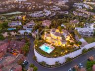 Villa en venta en Monte Halcones, Benahavis