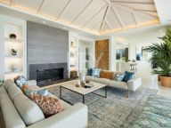 Villa en venta en Monte Halcones, Benahavis