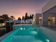 Villa for sale in Guadalmina Alta, San Pedro de Alcantara