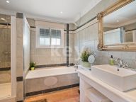 Villa for sale in Vega del Colorado, Benahavis