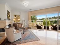 Villa for sale in Vega del Colorado, Benahavis