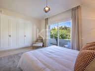 Вилла на продажу в La Reserva de la Quinta, Бенахавис