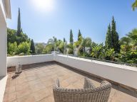 Вилла на продажу в La Reserva de la Quinta, Бенахавис