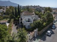 Вилла на продажу в La Reserva de la Quinta, Бенахавис