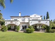 Вилла на продажу в La Reserva de la Quinta, Бенахавис