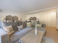 Вилла на продажу в La Reserva de la Quinta, Бенахавис