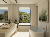 Villa for sale in La Reserva de Alcuzcuz, Benahavis