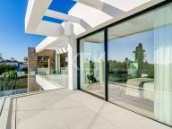 Вилла на продажу в Marbesa, Восточная Марбелья