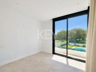 Villa for sale in Monte Biarritz, Estepona