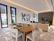 Villa for sale in Monte Biarritz, Estepona