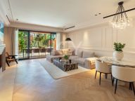 Town House for sale in Altos de Puente Romano, Marbella Golden Mile