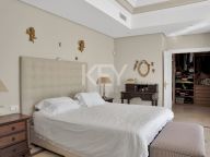 Villa for sale in Nueva Andalucia