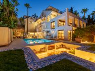 Villa en venta en Nueva Andalucia