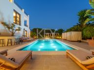 Villa en venta en Nueva Andalucia