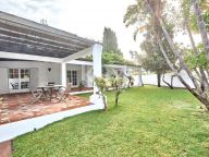 Villa for sale in Casasola, Estepona