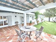 Villa en venta en Casasola, Estepona