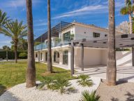 Villa for sale in Nagüeles, Marbella Golden Mile