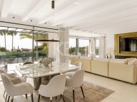 Villa for sale in Nagüeles, Marbella Golden Mile