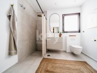 Villa for sale in Hacienda las Chapas, Marbella East