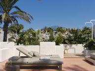 Penthouse for sale in Alcazaba Beach, Estepona