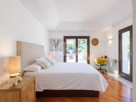 Villa for rent in Casasola, Estepona