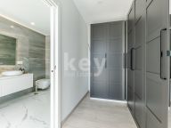 Villa for sale in Nueva Andalucia
