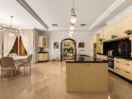 Вилла на продажу в Guadalmina Baja, Сан Педро де Алькантара