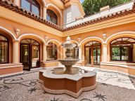 Вилла на продажу в Guadalmina Baja, Сан Педро де Алькантара