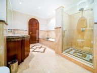 Villa for sale in Guadalmina Baja, San Pedro de Alcantara