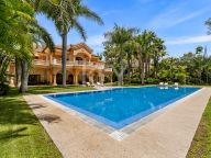 Вилла на продажу в Guadalmina Baja, Сан Педро де Алькантара