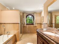 Вилла на продажу в Guadalmina Baja, Сан Педро де Алькантара