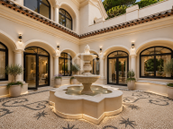 Villa en venta en Guadalmina Baja, San Pedro de Alcantara