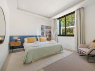 Villa for sale in Altos de Puente Romano, Marbella Golden Mile
