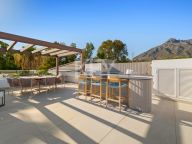 Villa for sale in Altos de Puente Romano, Marbella Golden Mile