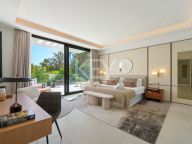 Villa for sale in Altos de Puente Romano, Marbella Golden Mile