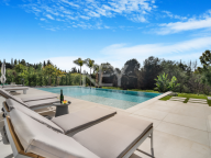 Villa en venta en Altos de Puente Romano, Marbella Golden Mile