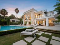 Villa for sale in Altos de Puente Romano, Marbella Golden Mile