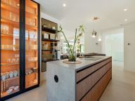 Villa for sale in Altos de Puente Romano, Marbella Golden Mile
