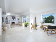 Villa for sale in Los Altos de los Monteros, Marbella East