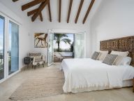 Villa for sale in Los Altos de los Monteros, Marbella East