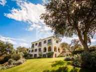 Villa en venta en San Roque Club, San Roque