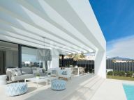 Villa for sale in El Campanario, Estepona