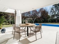 Villa en venta en El Campanario, Estepona