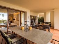 Ground Floor Apartment for sale in New Golden Mile, Estepona